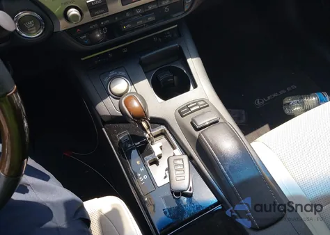 2013 Lexus Es 350 z USA, uszkodzony, nr VIN JTHBK1GG3D2019744